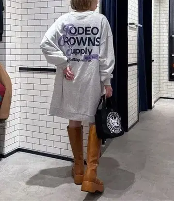 로데오 크라운 RCS 맨투맨 원피스