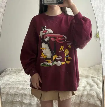 구제 의류 투이티 프린트 크림슨 컬러 트레이닝복