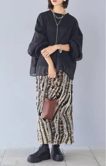 프린지 롱 니트 스커트