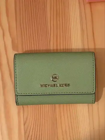 MICHAEL KORS 그린 명함지갑