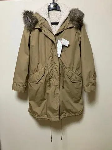 [ 미사용 새상품 ] 유니클로 미니 코트 여성용 M 사이즈