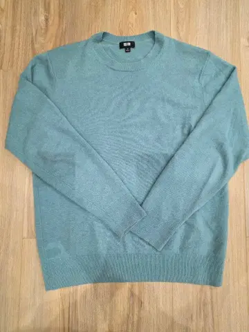 UNIQLO 캐시미어 스웨터 M