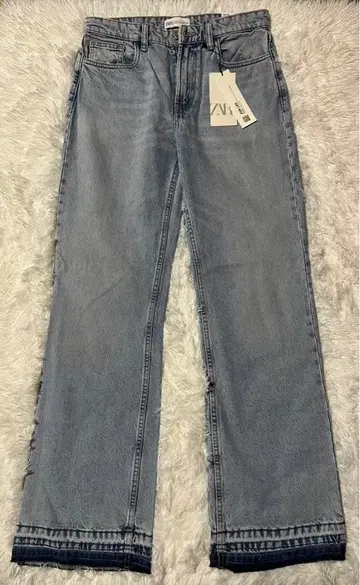 택 포함 미사용 새상품 ZARA 미드 라이즈 데님 프린지 헴 36 청바지