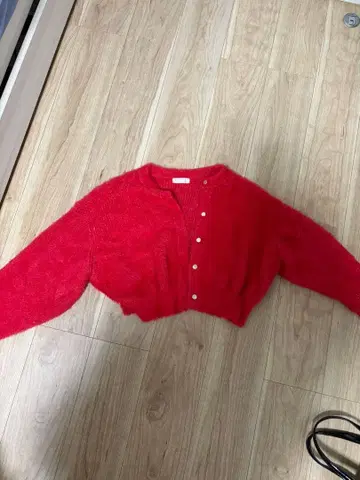 가디건 빨간색 숏 기장 senseofpeace