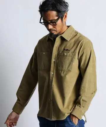 [ 정가 14,300엔 ] 황화염색 스트레치 코듀로이 셔츠