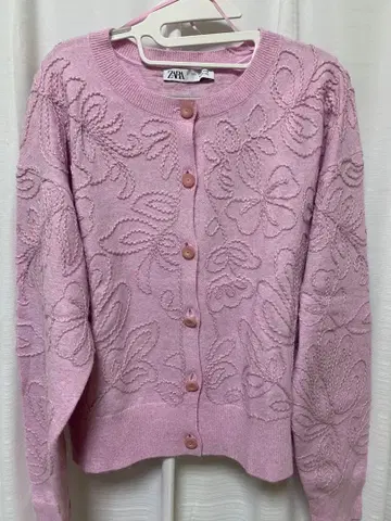 ZARA 꽃무늬 자수 가디건 핑크