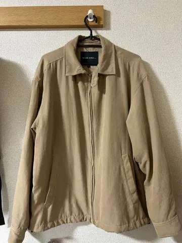 NIKO AND - 베이지 집업 자켓