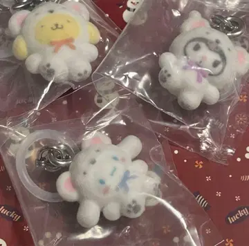 산리오 가챠가챠 포근포근 스노우 메지루시 액세서리