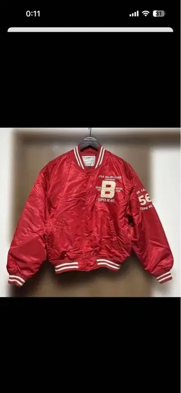 빨간색 바시티 자켓 56 남성용 M 사이즈 상당