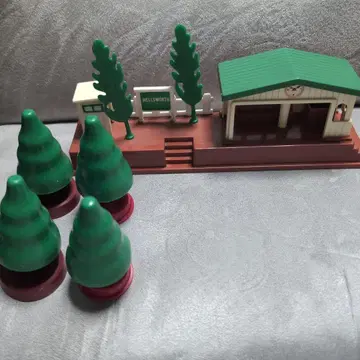 기관차 토마스 웨워스 역과 나무 4개 세트