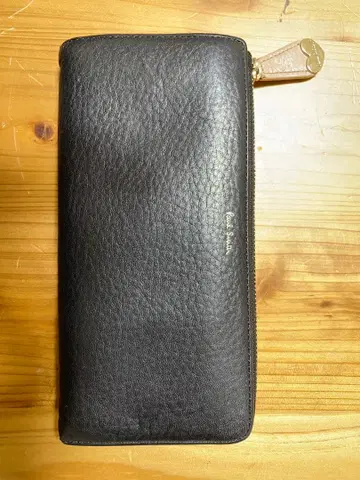 가죽 소재 블랙 장지갑 뛰어난 수납력