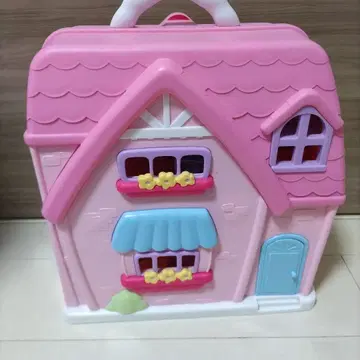 토이저러스 인형의 집