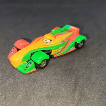 토미카 카즈 립 클러치곤스키 ( 스탠다드 타입 )