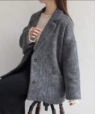 Thevon 샤기 미들 코트 그레이