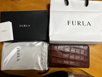 미사용품 FURLA 지갑