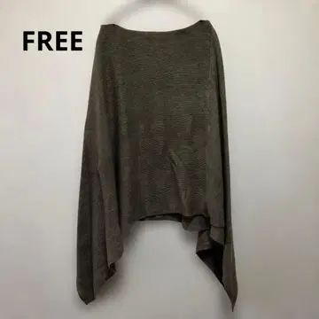 올리브 그린 (브라운에 가까운) 판초 니트 FREE