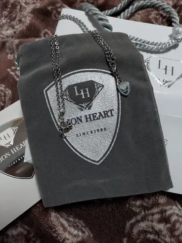 라이온 하트 목걸이