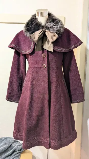 axes femme 퍼 3way 케이프 코트