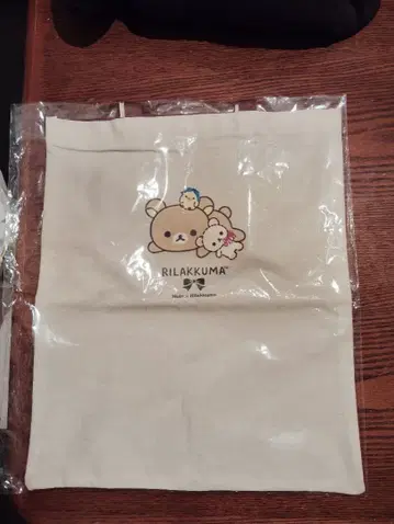 로프트 한정판  리락쿠마 토트백 미사용