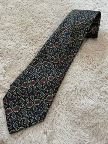 ARNYS 넥타이 실크 안감 부착