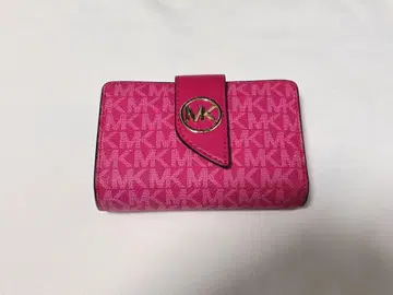 마이클코어스 이단 접이식 지갑