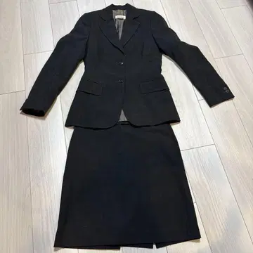 BARNEYS NEW YORK 스커트 수트 38