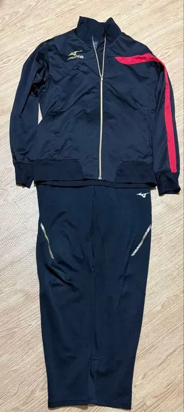 [ 주말 특가 ] 모렐리아 Mizuno 저지 세트 블랙/레드 M