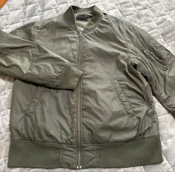 올리브 그린 MA-1 자켓 XL