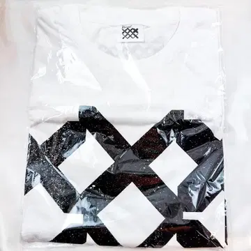 새상품 미개봉 SixTONES T셔츠 화이트 Rough'xxxxxx'