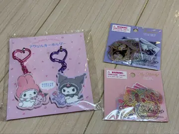 마이멜로디 쿠로미 아크릴 키링 씰
