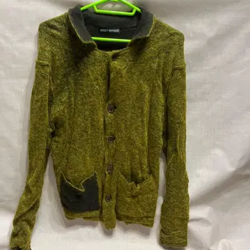 울 혼방 올리브 그린 가디건