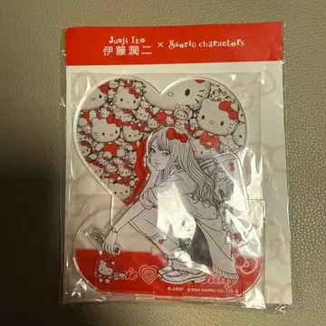이토 준지 산리오 헬로키티 콜라보 갸루 토미에 아크릴 스탠드