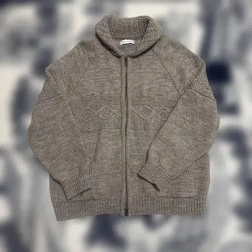 발라스토아크 지퍼 니트