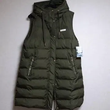 Deargue 후드 부착 다운 베스트 올리브 99