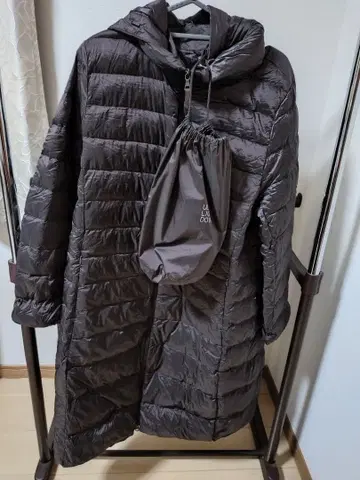 새상품급 유니클로 울트라 라이트 다운 롱 다운 코트 브라운 XXL