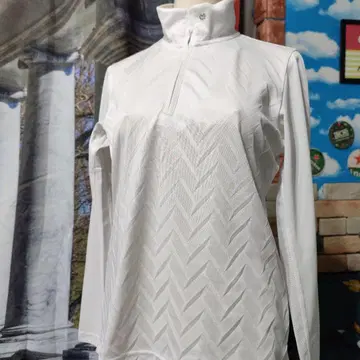 mila schon (밀라숀) 화이트 하이넥 집업 셔츠 새상품급