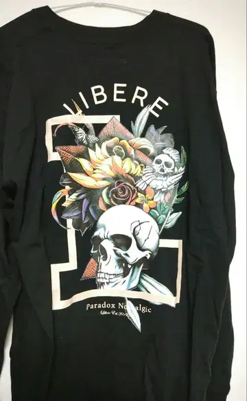 LIBERE 리베레 스컬 롱T