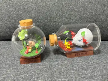 피크민 보틀형 피규어 테라리움 1세트