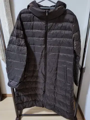 새상품급 유니클로 롱 다운 코트 브라운 XXL 2023년