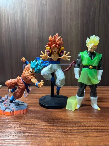 드래곤볼 피규어 3체 세트