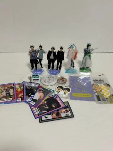 공기 계단 아크릴 스탠드 콜렉트 카드 캔뱃지 등 굿즈 세트