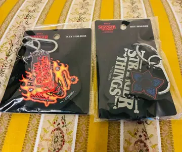 기묘한 이야기 3coins 쓰리코인즈 키링 2개 세트