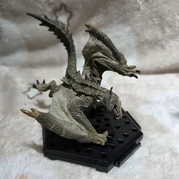 티가렉스 아종 피규어 묶음 구매 가능