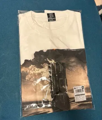 B'z LIVE-GYM 2025 FYOP 롱티 L 사이즈