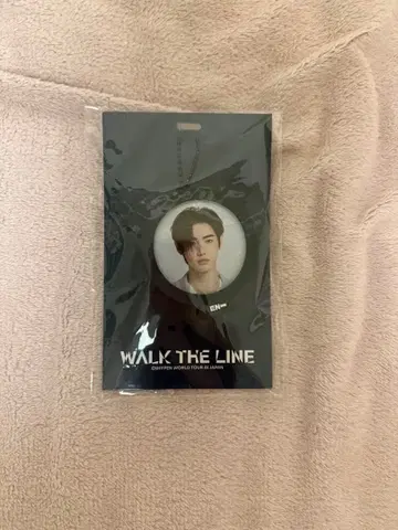 ENHYPEN WALK THE LINE 키링 성훈