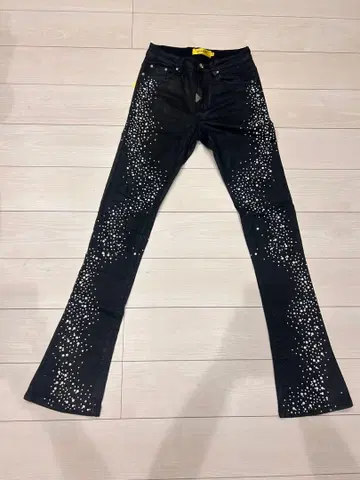 guapi 28 사이즈 가격 인하 가능