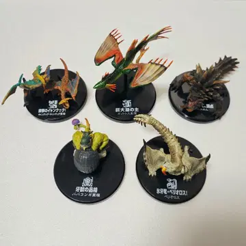 몬스터 헌터 피규어 5체 세트