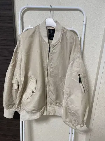 w closet 화이트 베이지 MA-1 자켓