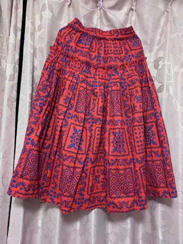 빨간색 롱 플레어 스커트 구제 의류