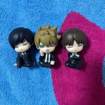 월드 트리거 어깨 쿵 니노미야대 캡슐 토이